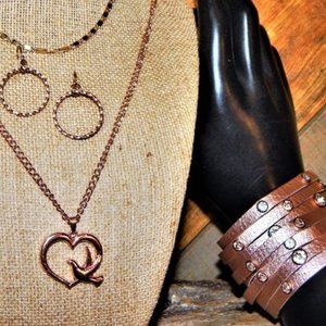 Awesome Rose Gold Peace/Love Set
